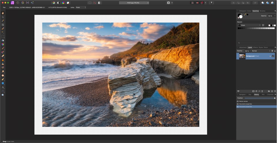 Affinity Photo showing the photo with a transparent border added