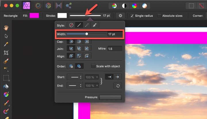 Selecting the Stroke colour and width for the photo border